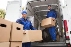 7-Benefits-Hiring-A-Moving-Company-For-Your-Business-Move.jpg